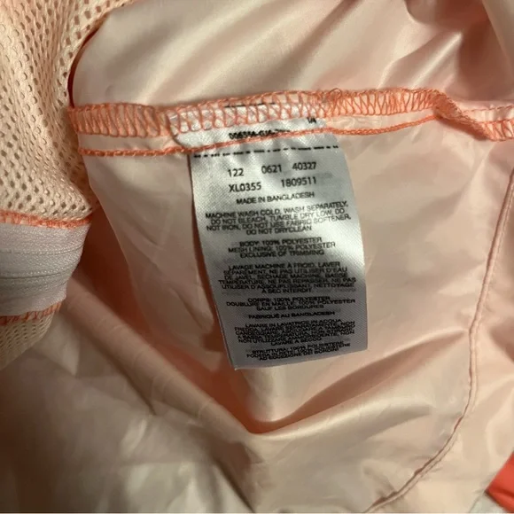 Columbia Vibrant Coral Windbreaker. Women’s size small. - Picture 4 of 6